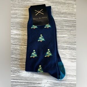 🆕 Men's Festive Navy Socks with Christmas Tree Design